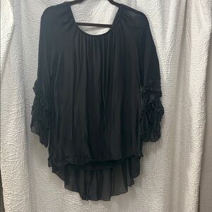 Italian maker elegant Black Ruffled Sleeve Blouse